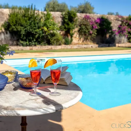Alghero, Turchese A Prestigious Old Detached House With Swimming Pool